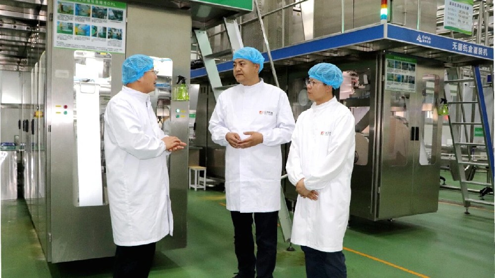 蔡吉鵬 | 用新質(zhì)生產(chǎn)力掀開(kāi)乳業(yè)發(fā)展新篇章